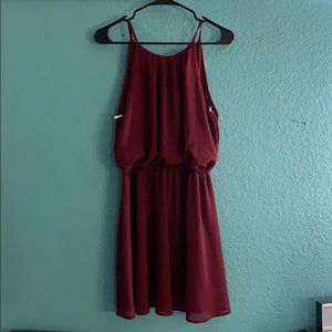 Burgundy Flowy Dress with Pinched Waist❤️